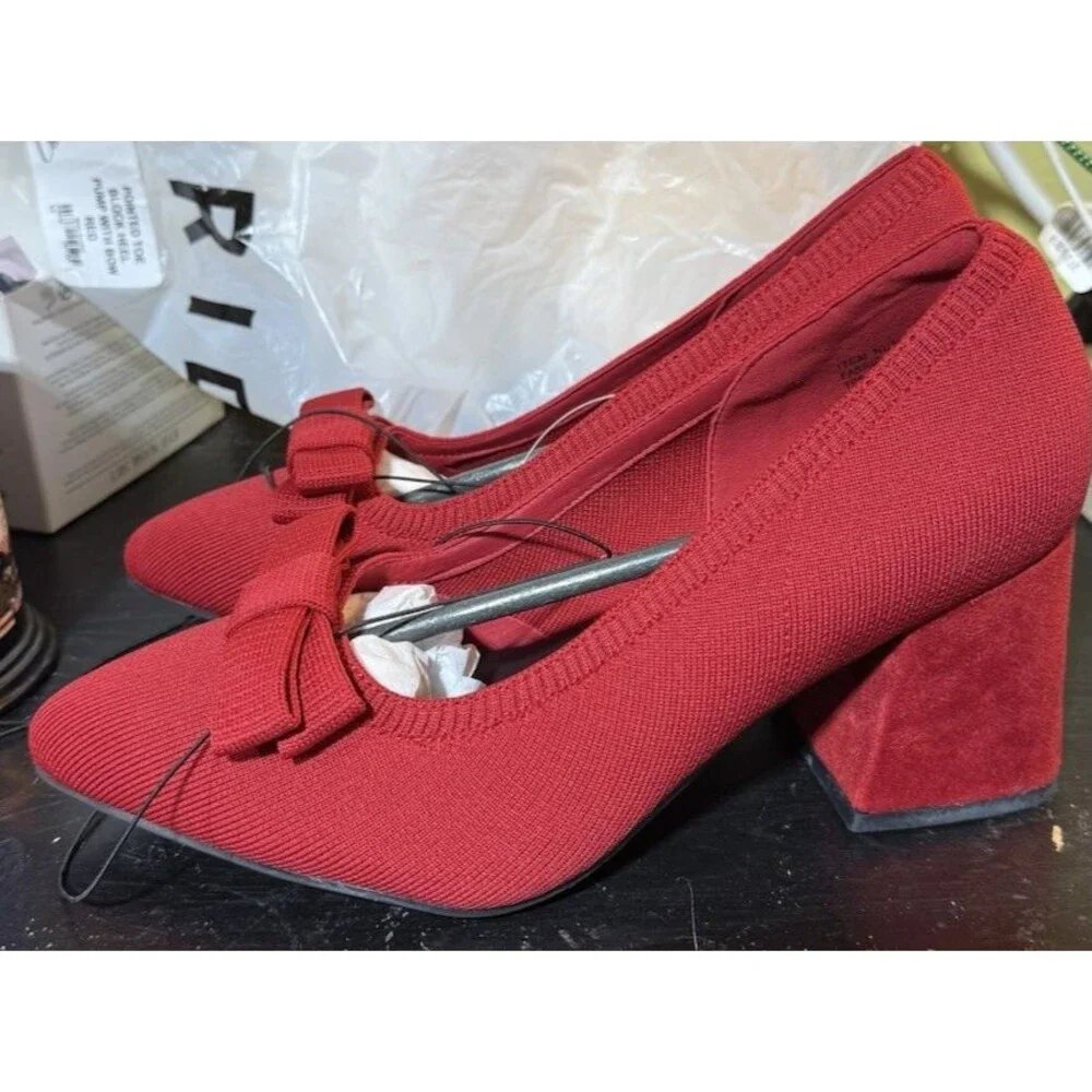 Torrid Womens Red Heel Pointed Toe Block Heel Pump with Bow NWT Size 8.5